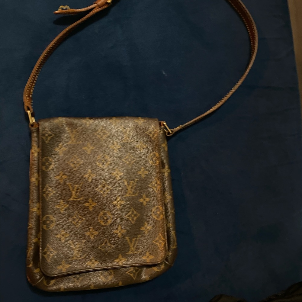 Vintage Louis Vuitton handbag no certificate